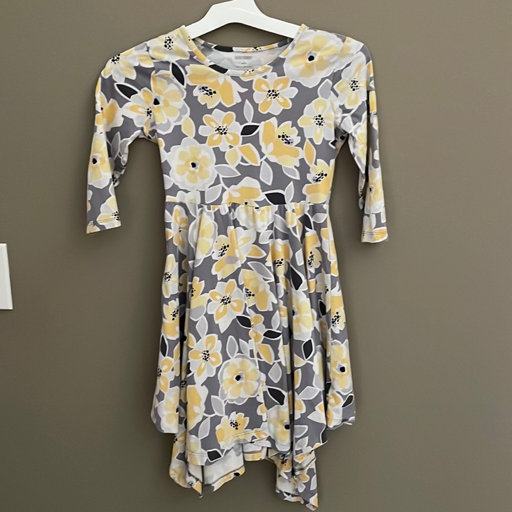 Girls Gymboree gray and yellow floral dress size large